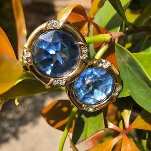 Vtg Daniel Swarovski D.S.Co. Goldtone Clips